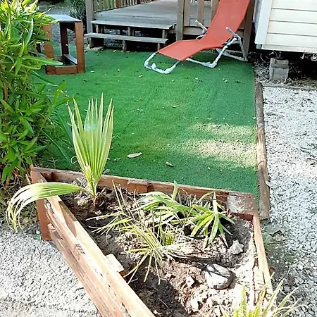 Camping Mobilhome Dans Les Sables D'or 4*