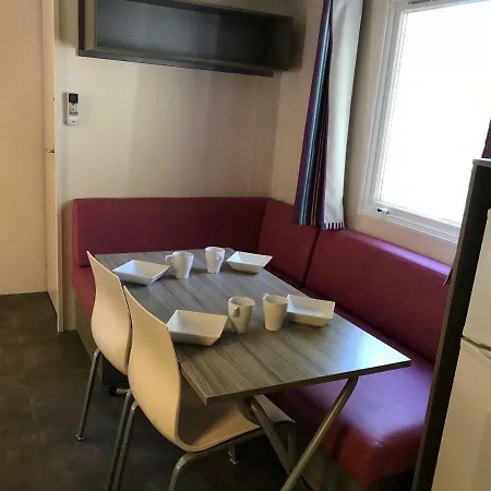 Mobilhome Dans Les Sables D'or Kemping Agde