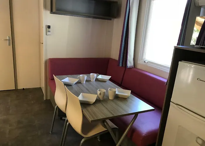 Mobilhome Dans Les Sables D'or キャンプ場 アグド